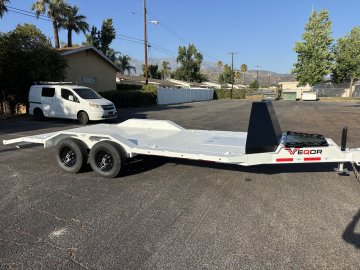 102"x18' Veqor Flatbed Car Hauler thumbnail 1