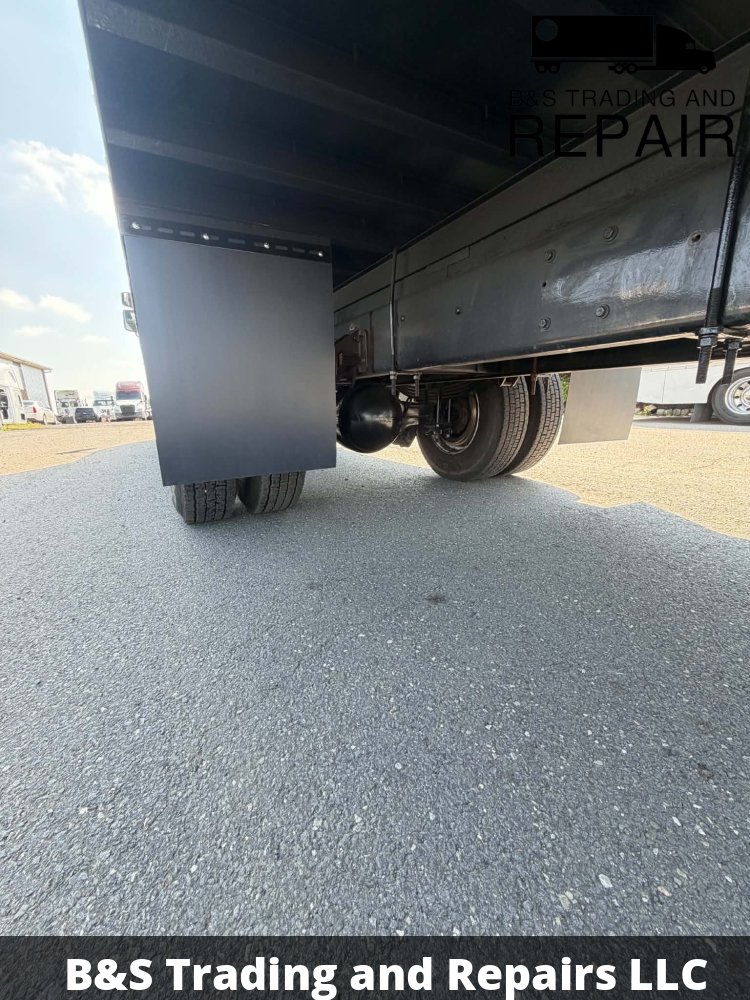 2016 Peterbilt Box Truck Model 220