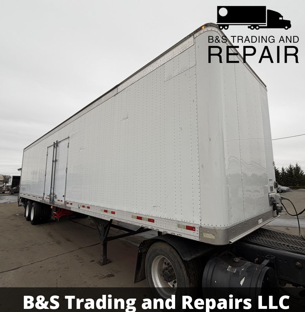 Great Dane 40' Lift Gate Side Door