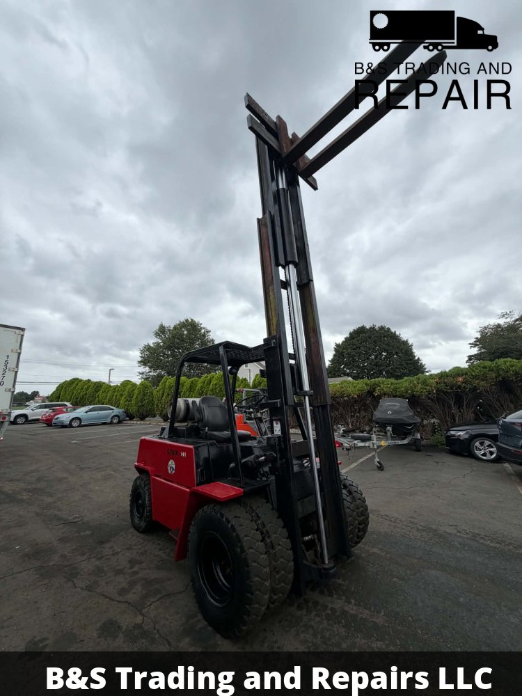CLARK FORKLIFT CHY80 8,000LBS CAP.