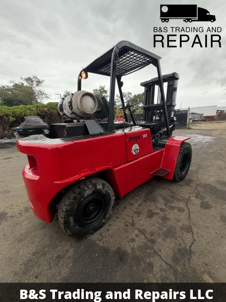 CLARK FORKLIFT CHY80 8,000LBS CAP.