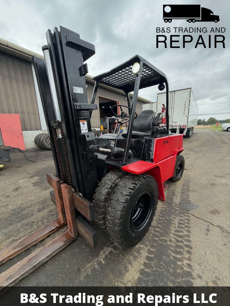 CLARK FORKLIFT CHY80 8,000LBS CAP.