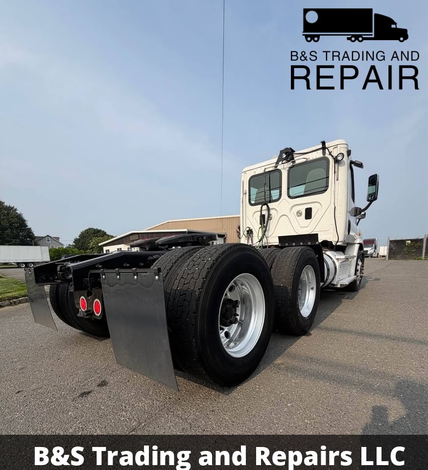 2016 FREIGHTLINER CASCADIA DAY CAB *ACH PAYM 1ST AVERY MONT 9 PAYM*
