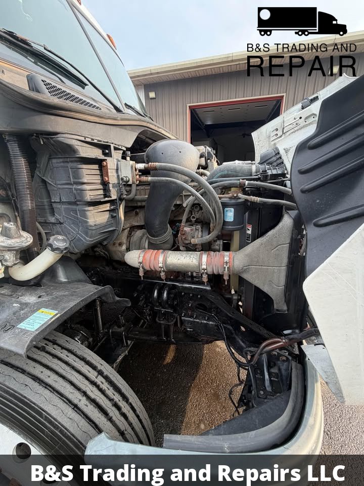 2016 FREIGHTLINER CASCADIA DAY CAB *ACH PAYM 1ST AVERY MONT 9 PAYM*