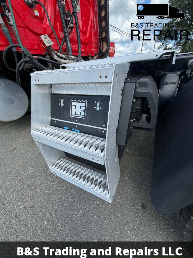 2018 FREIGHTLINER CASCADIA 125 RED SLEEPER