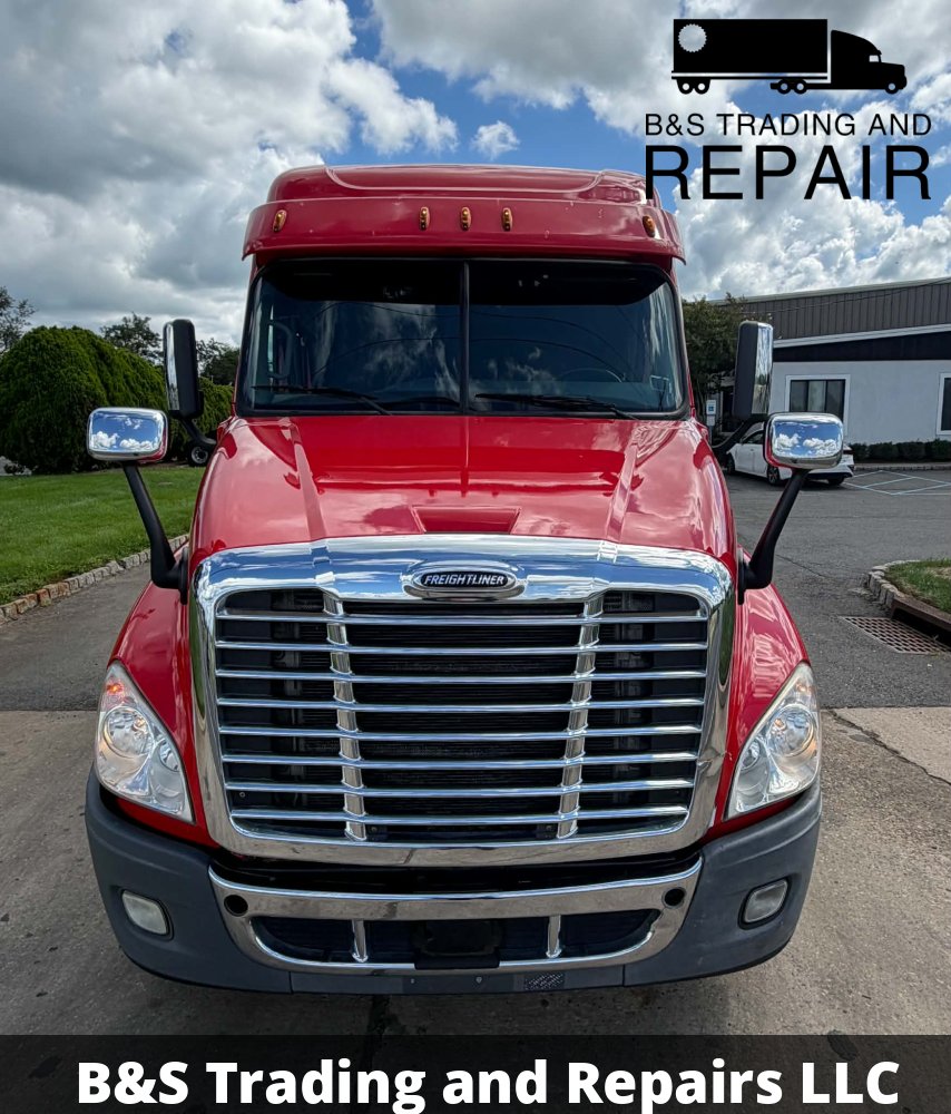 2018 FREIGHTLINER CASCADIA 125 RED SLEEPER