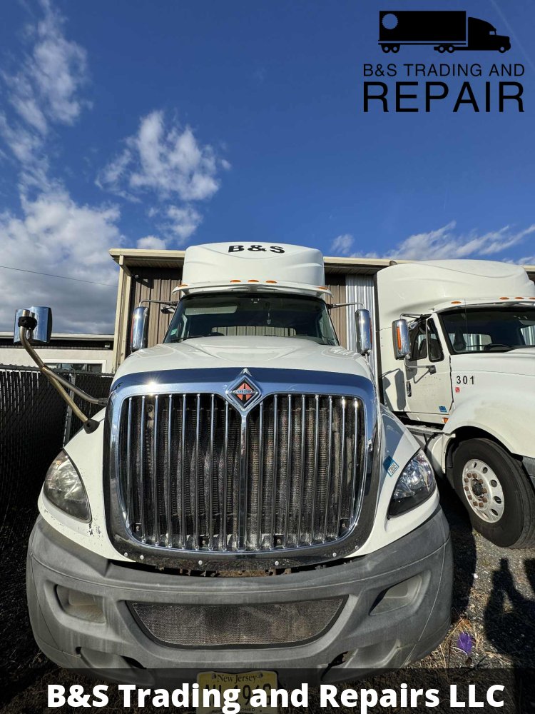 2014 INTERNATIONAL DAY CAB