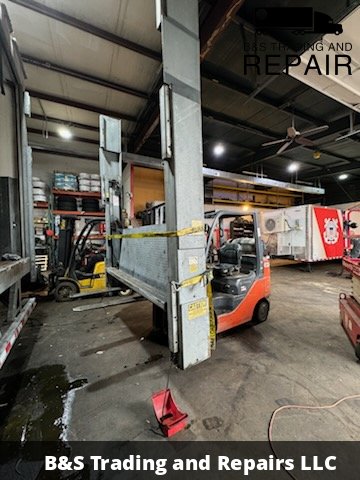 2018 Leyman 5,500LB Lift Gate Assembly