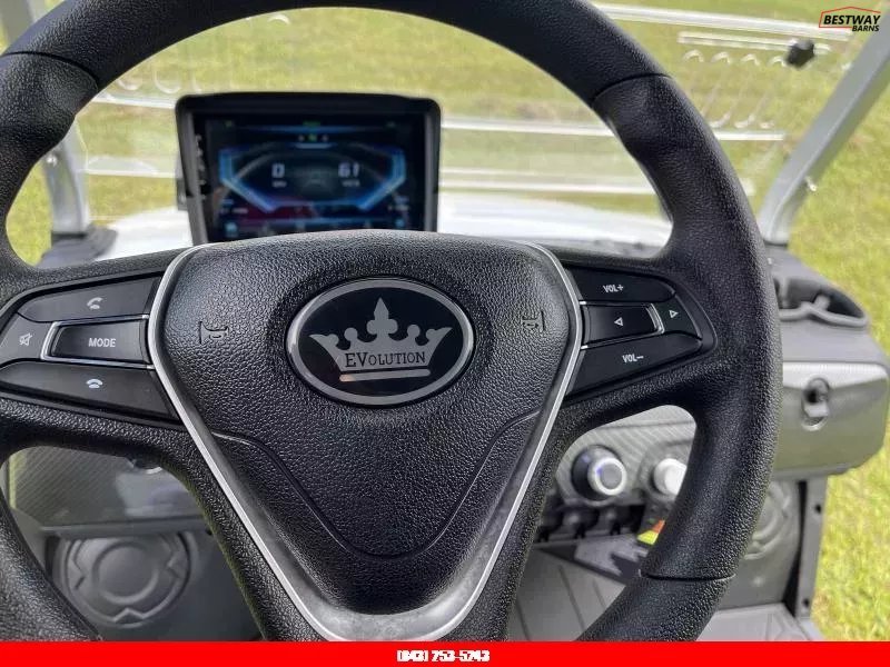 New 2025 Evolution D6 D-MAX XT4 PEARL WHITE Golf Cart