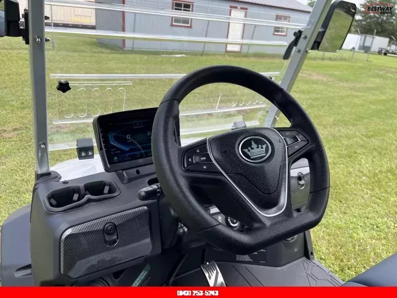 New 2025 Evolution D6 D-MAX XT4 PEARL WHITE Golf Cart