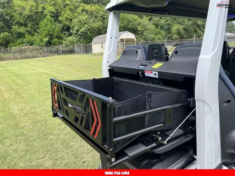 New 2025 Evolution D6 D-MAX XT4 PEARL WHITE Golf Cart