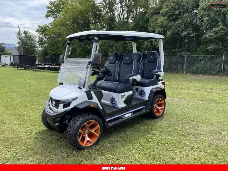 New 2025 Evolution D6 D-MAX XT4 PEARL WHITE Golf Cart