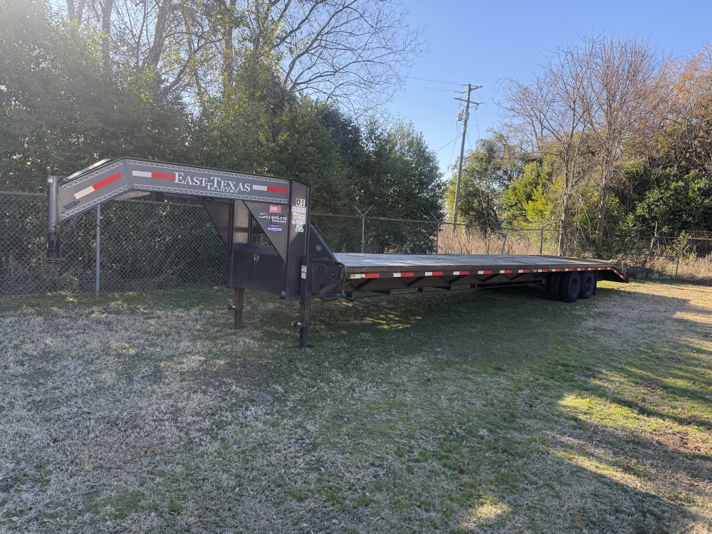 REPO 2023 East Texas Trailers 102 X 40 DECKOVER GOOSENECK Equipment