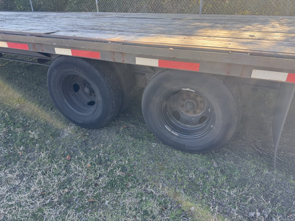 REPO 2023 East Texas Trailers 102 X 40 DECKOVER GOOSENECK Equipment