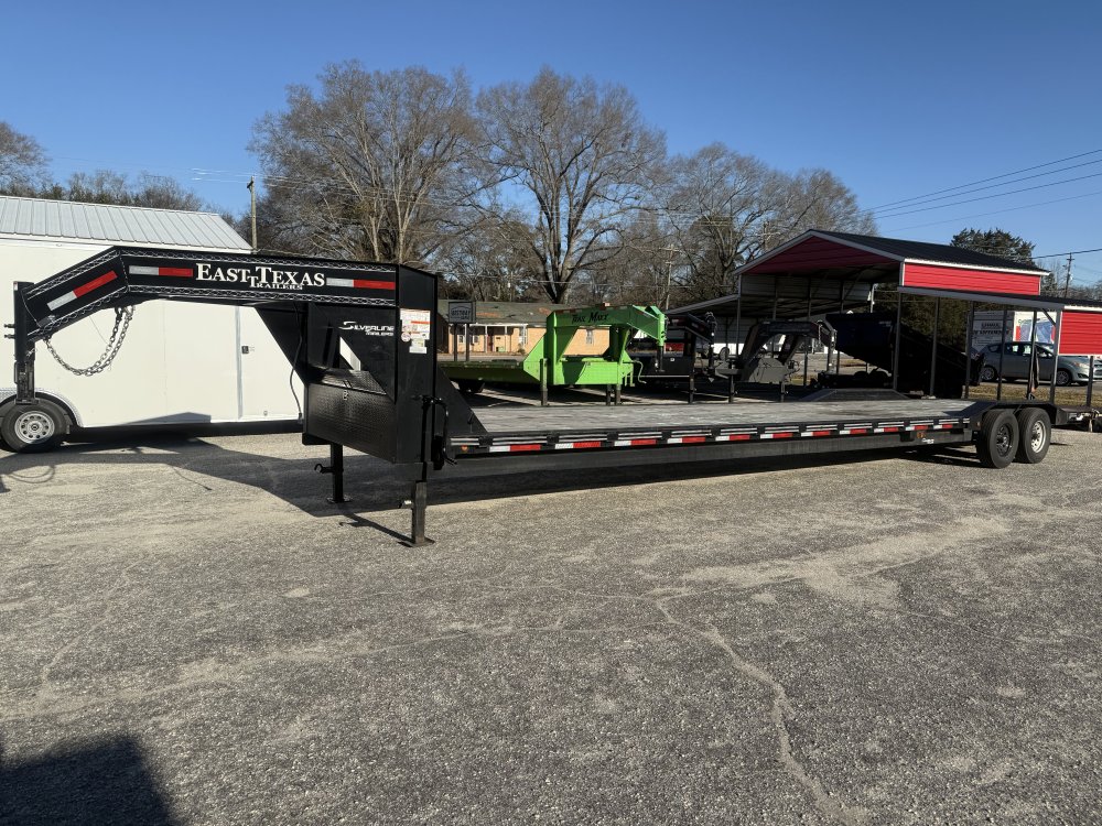 REPO 2025 East Texas Trailers 102 X 40 DRIVE OVER FENDER GOOSENECK Car Hauler