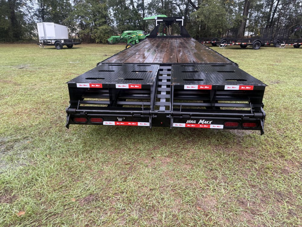 REPO 2025 Trailmaxx GOOSENECK Equipment
