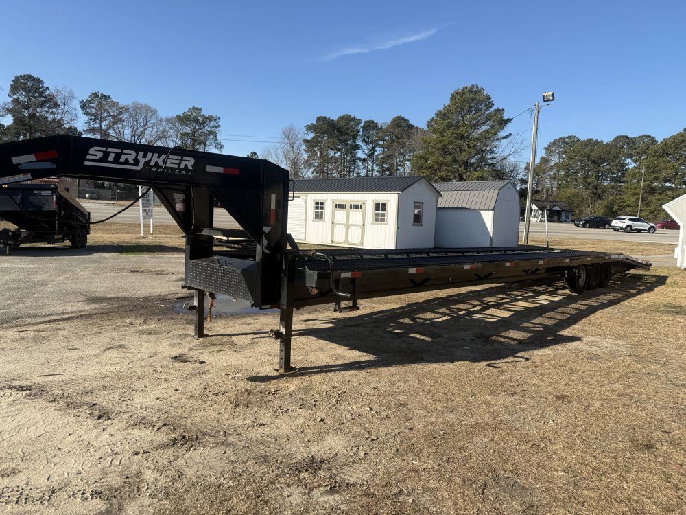REPO 2023 STRYKER TRAILERS 102 X 44' TRIPLE AXLE GOOSENECK Car Hauler