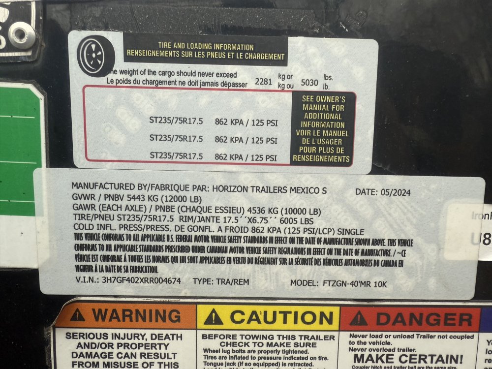 REPO 2024 Horizon GOOSENECK Car Hauler