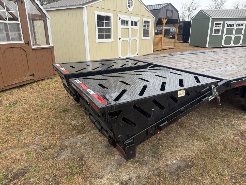 REPO 2024 Horizon GOOSENECK Car Hauler