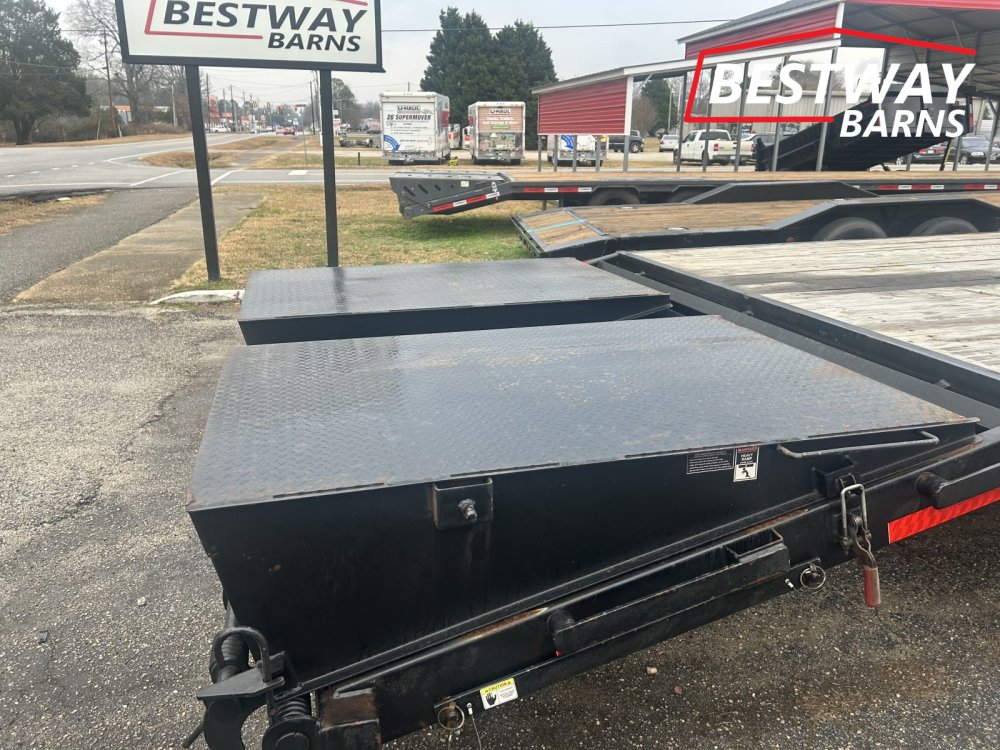 REPO 2024 East Texas 102 X 40 DECKOVER GOOSENECK Equipment