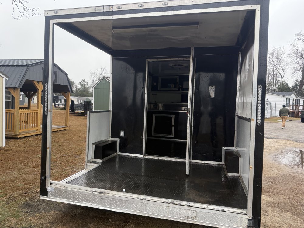 REPO 2022 Fast Cargo 8.5 X 16 CONCESSION Enclosed Cargo