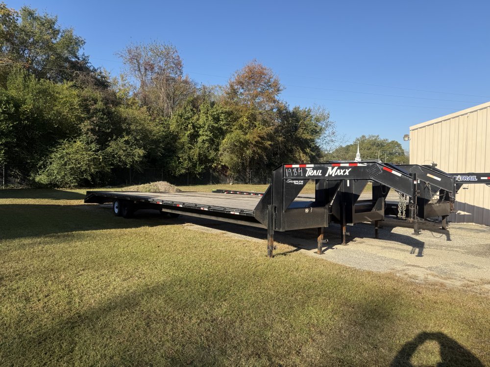 REPO 2023 Trailmaxx GOOSENECK Equipment