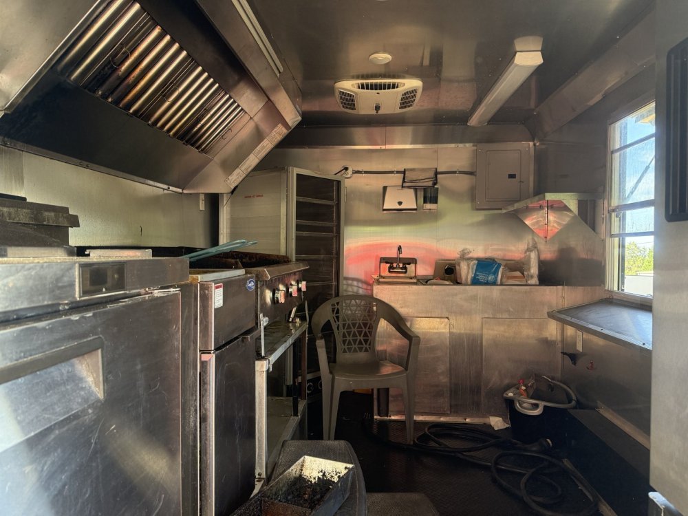 Used 2023 Fast Cargo 8.5X12 CONSESSION Enclosed Cargo