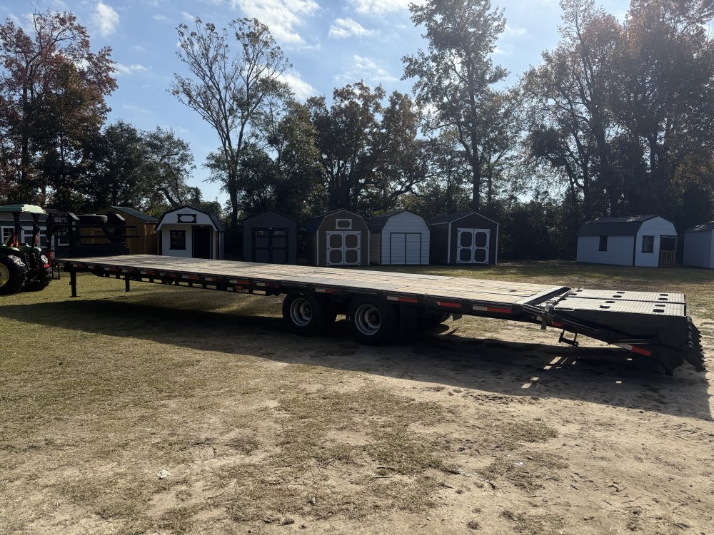 REPO 2023 Davidson Trailers 102 x 40 Gooseneck Equipment Trailer Equipment