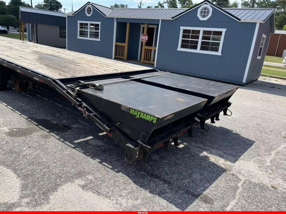 REPO 2022 Load Trail REPO 102X40 REPO GOOSNECK FLATBED Equipment