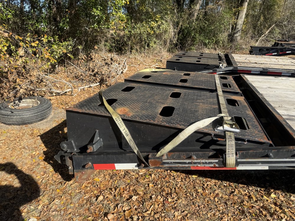 REPO 2023 Davidson 102 x 40 Gooseneck Equipment Trailer Equipment