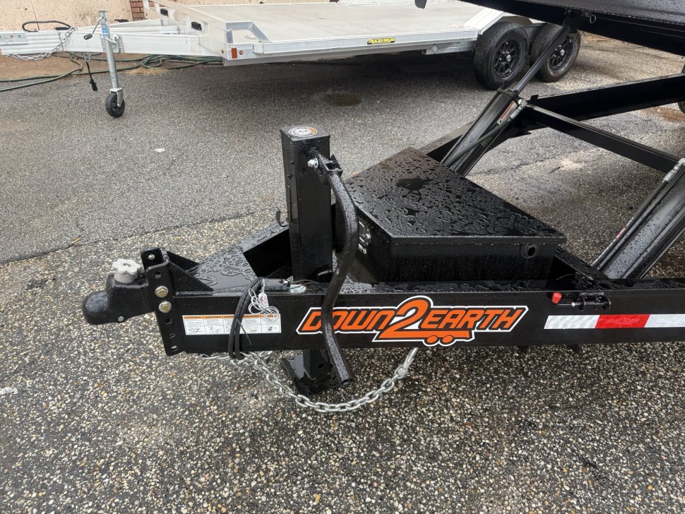 New 2026 Down 2 Earth 82 X 22' STEEL DECK POWER TILT Car Hauler