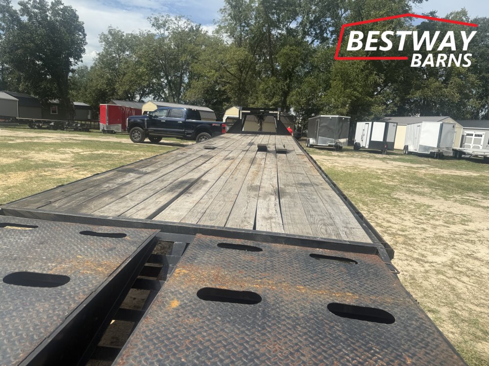 REPO 2023 Trail Maxx 102 X 40 DOA GOOSENECK Equipment
