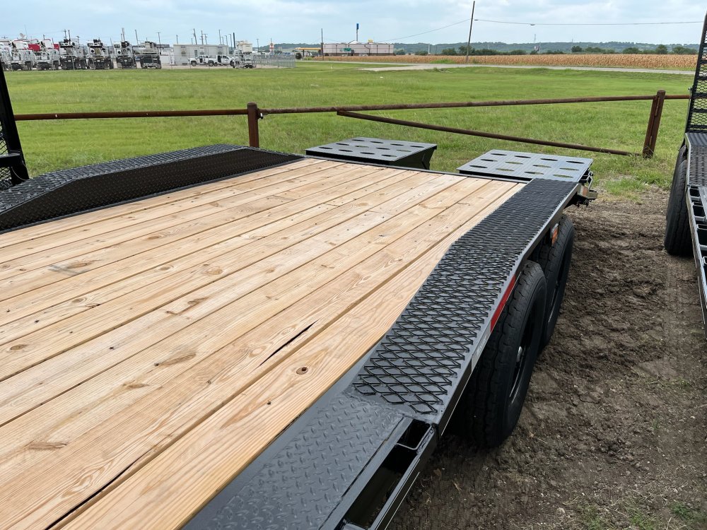 24'x102" TexLine GN CarHauler