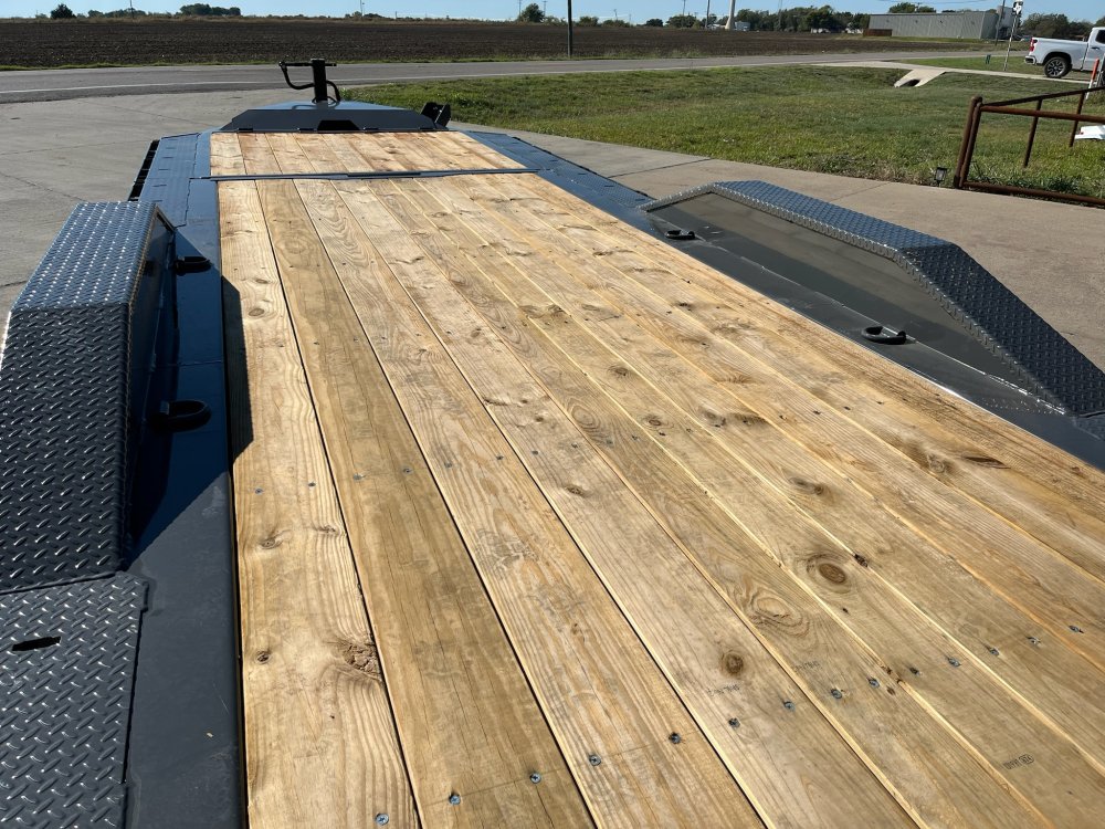 24'x102" BUCKSHOT Tilt Deck