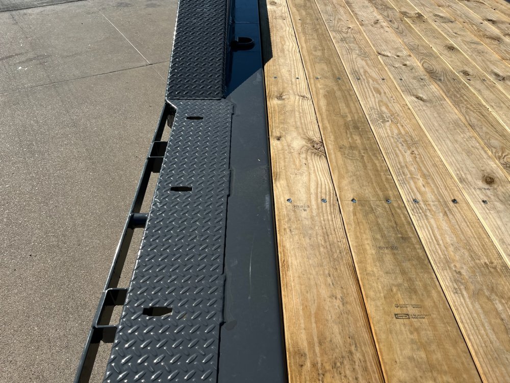 24'x102" BUCKSHOT Tilt Deck
