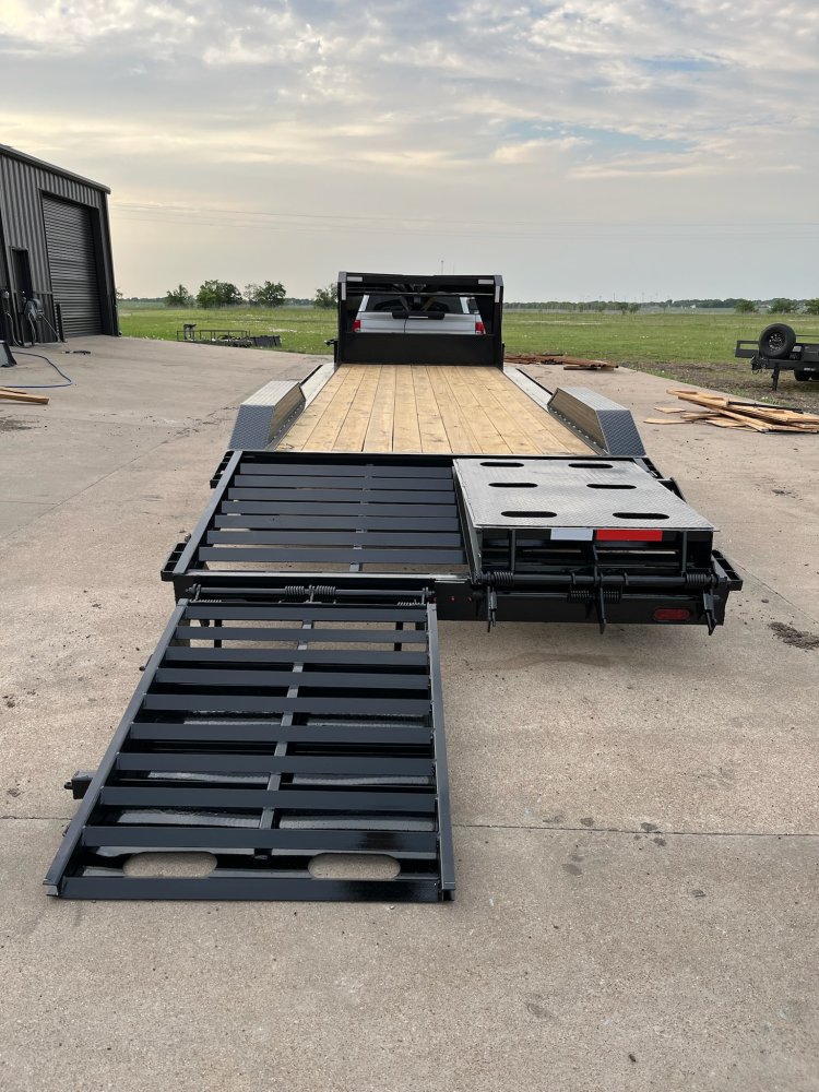 24'x102" JBA GN CarHauler