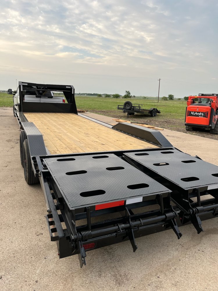 24'x102" JBA GN CarHauler