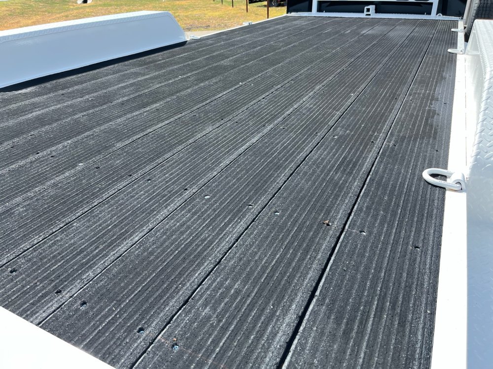 20'x83" TexLine LD Car Hauler