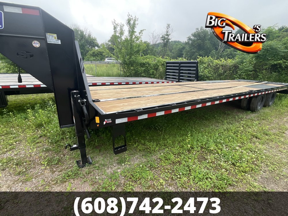 8.5'x32' Sure Trac Equipment