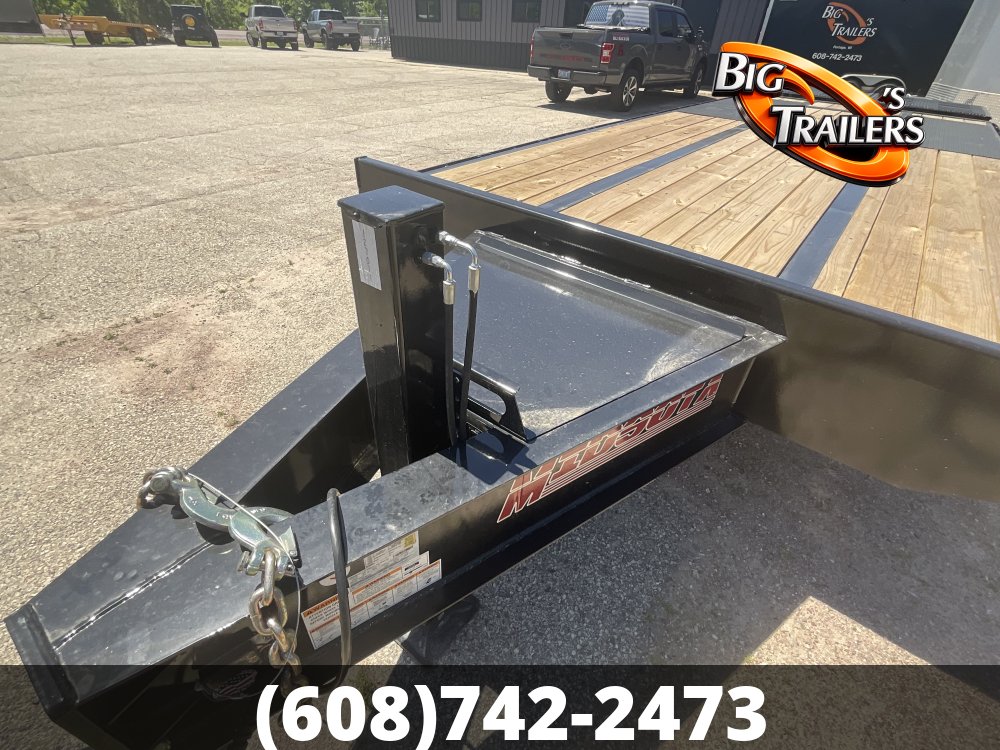 8.5'x26' Midsota Equipment