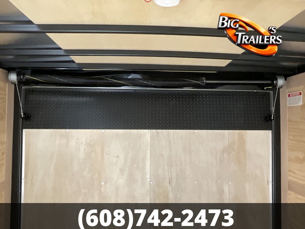 8.5'x18' United Enclosed Cargo