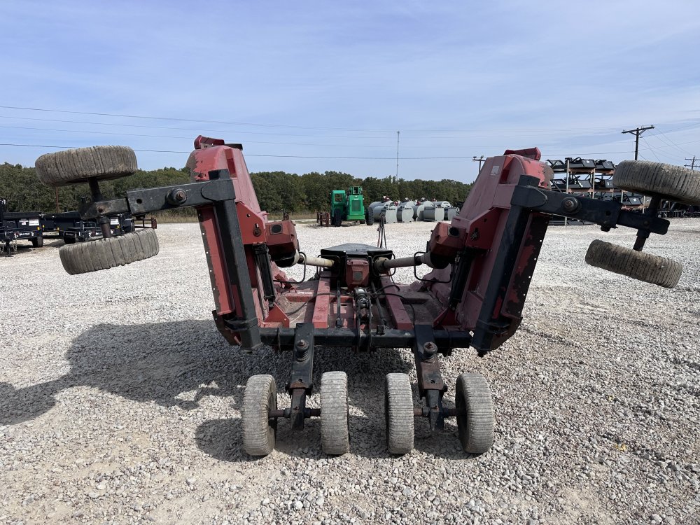 15'x Bush Hog Equipment