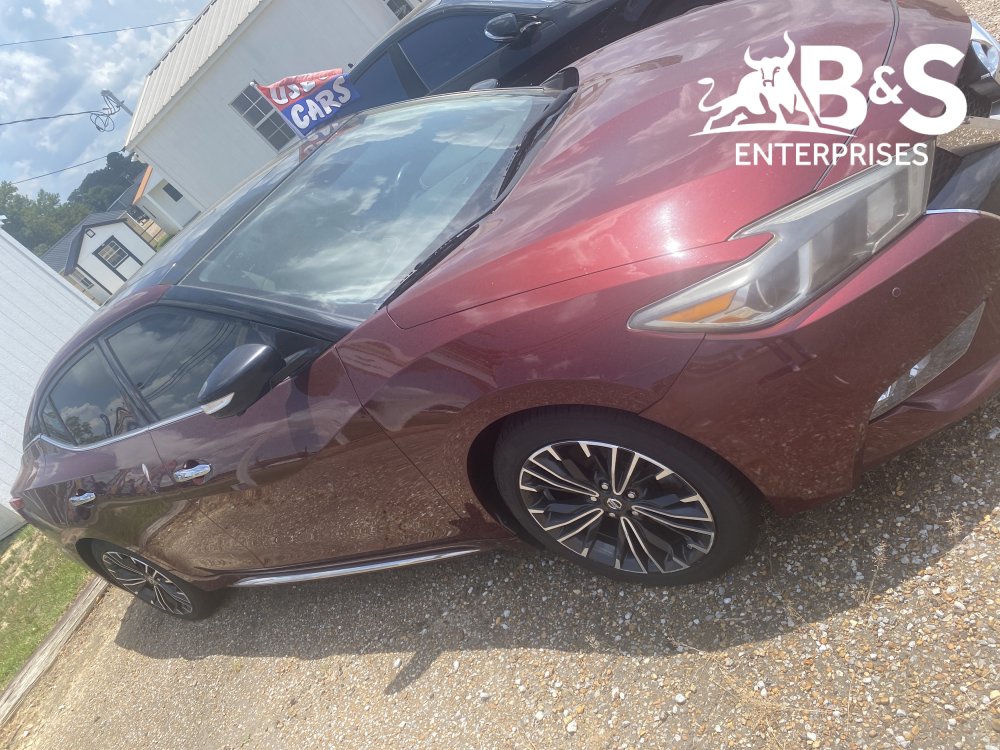 2016 Nissan Maxima Car