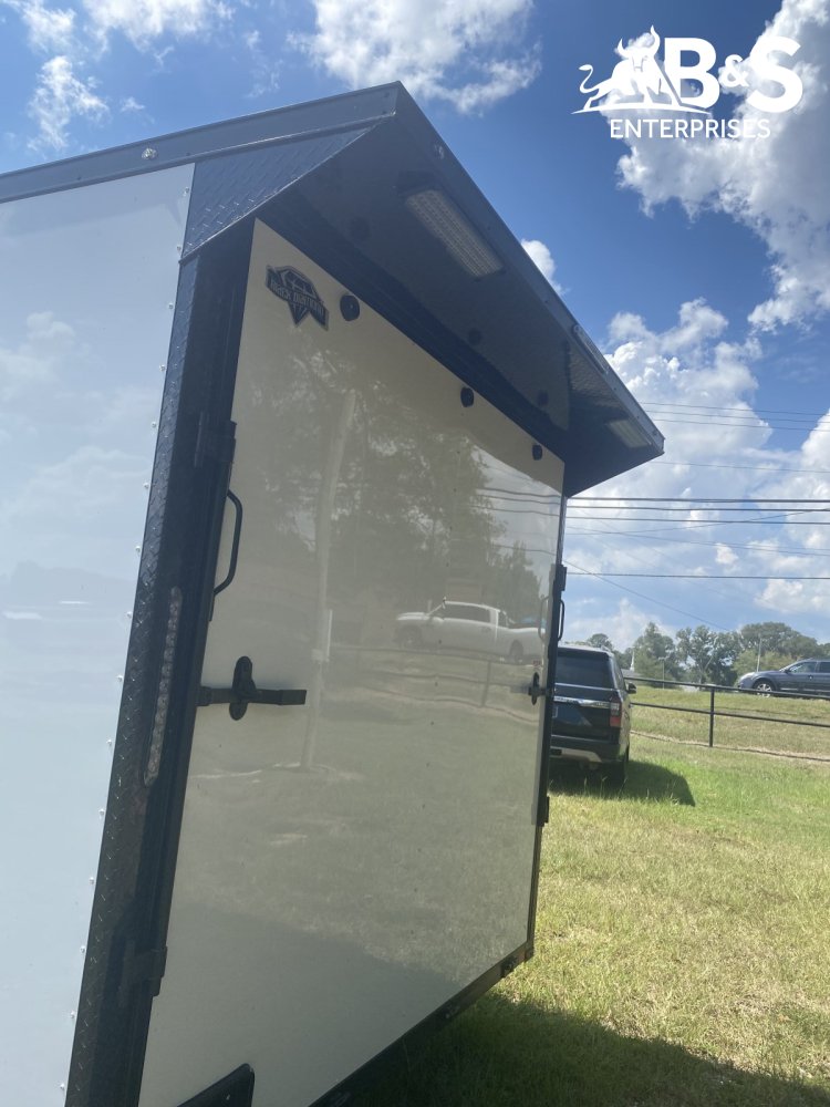 8.5'x24' Diamond Cargo Enclosed Cargo