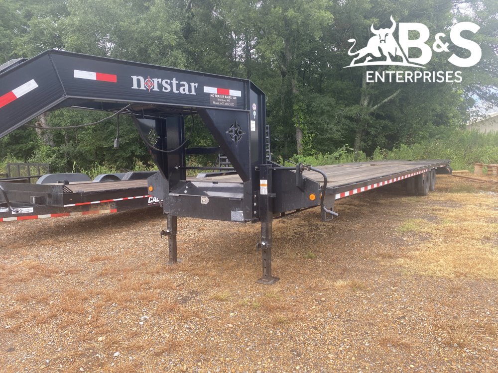 102"x40' NorStar Trailers Gooseneck