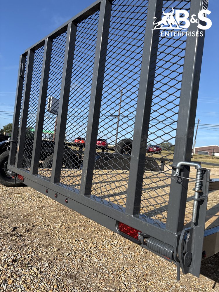 83"x14' Lamar Utility