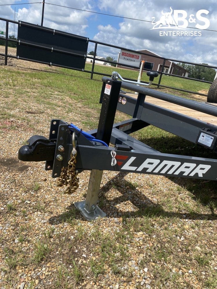 83"x24' Lamar Trailers Car Hauler