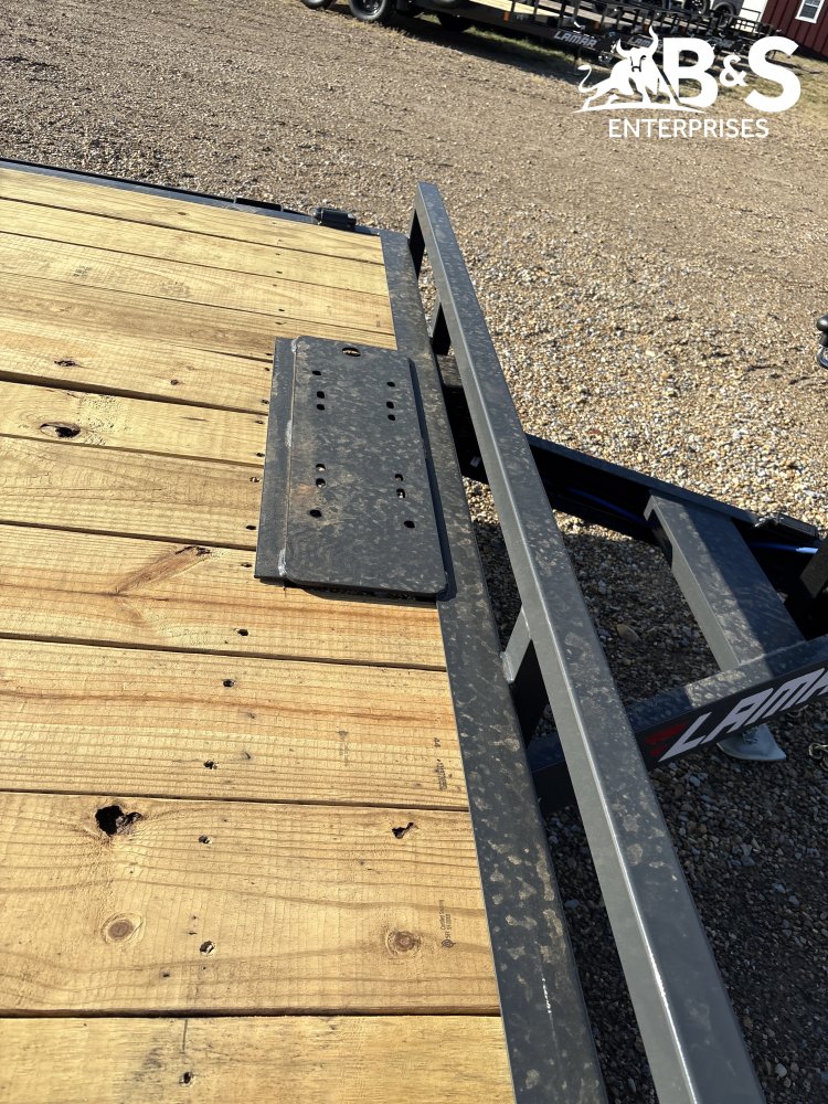 83"x24' Lamar Car Hauler