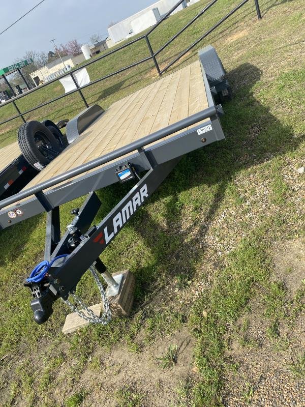 2025 Lamar Trailers 83"X18 7k Car Hauler