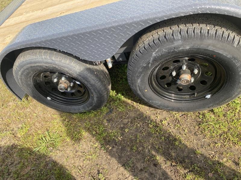 2025 Lamar Trailers 83"X18 7k Car Hauler